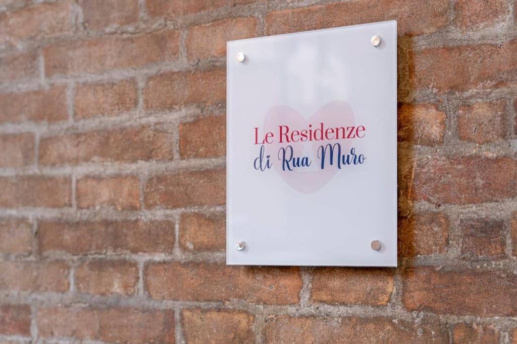 Free Parking - Meraviglioso Appartamento A Modena Exteriör bild