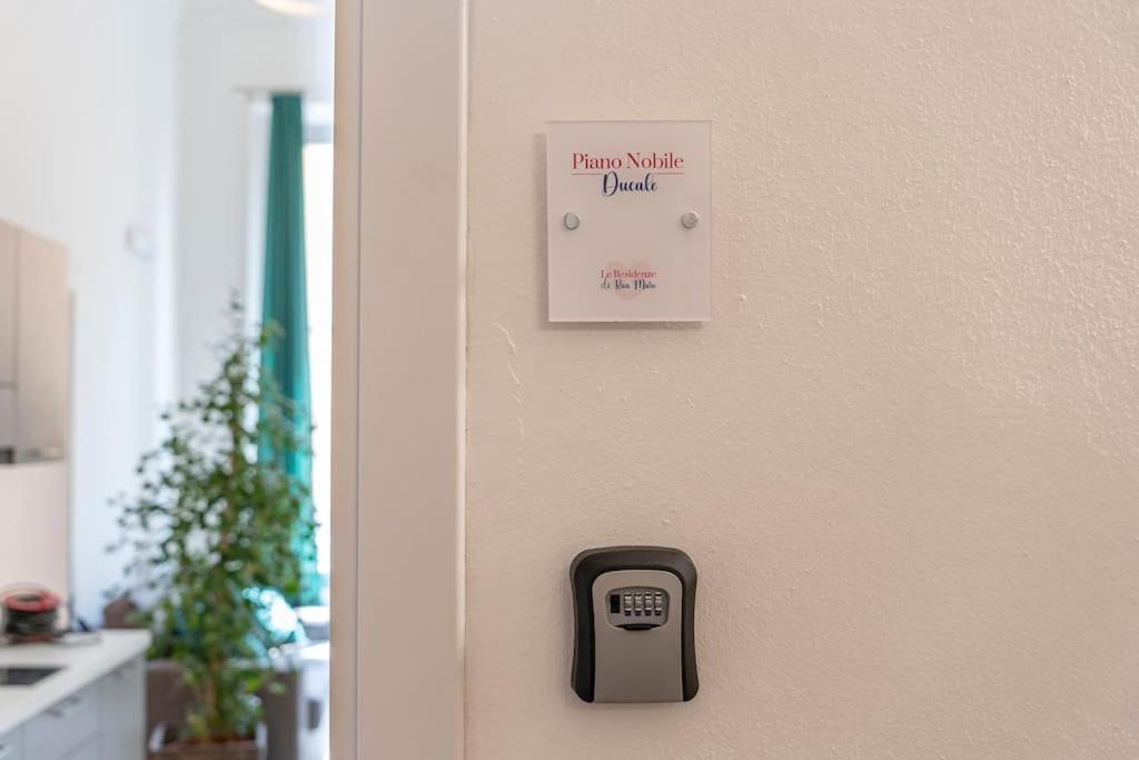 Free Parking - Meraviglioso Appartamento A Modena Exteriör bild
